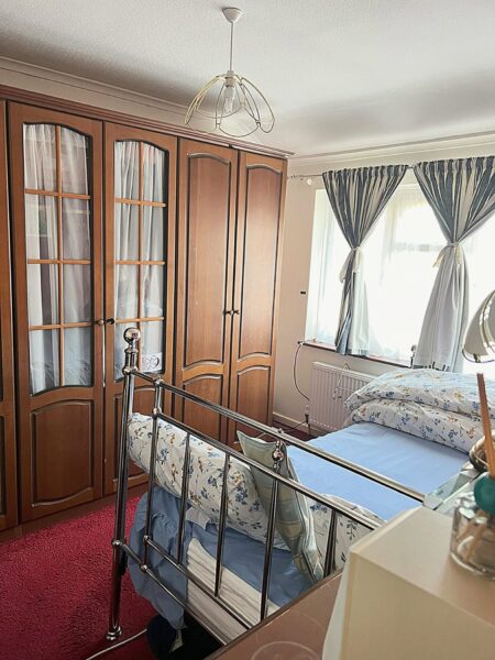Kinross Crescent LU3
