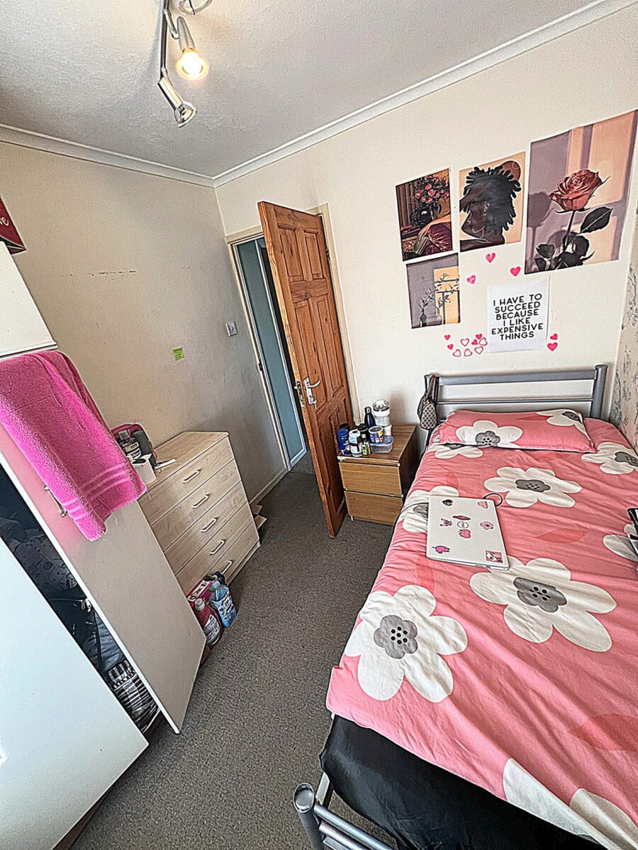 Kinross Crescent LU3
