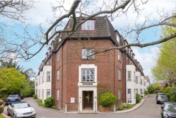 Frognal Lane, NW3
